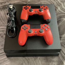 PS4 Two Controllers