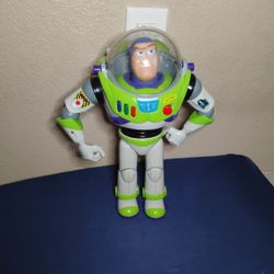 Buzz Light year 