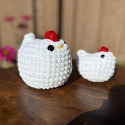 White Chicken Family Handmade 🧶 Crochet