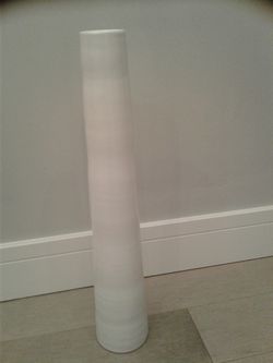 Crate & Barrel Lumen Large Vase.