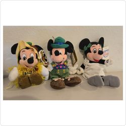 Vintage Disney Mickey Mouse Plush Lot – Scarecrow, German Lederhosen & Greek Toga Mickey