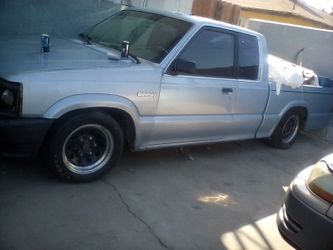 1988 B 2200 Mazda Hardbody trade show me what you got
