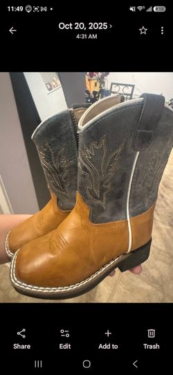 Toddler boots