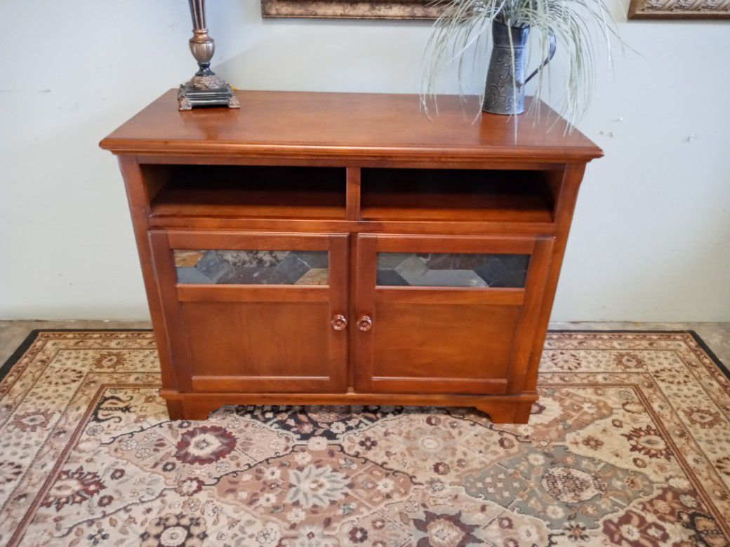 Beautiful solid wood TV stand / Buffet / entry table / 42x20x32tall