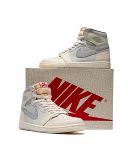 Nike Air Jordan 1 Retro High OG "Sail" Size 9