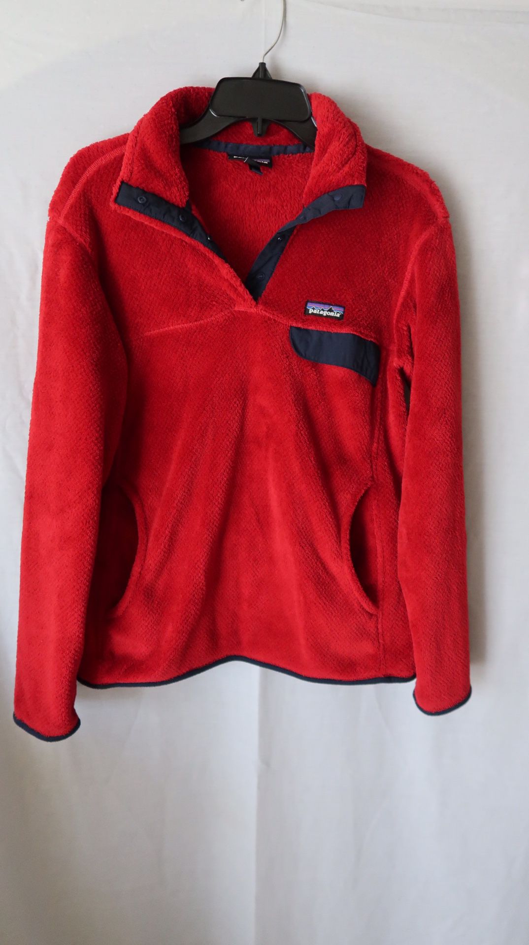 Patagonia red sherpa style sweatshirt - Size L