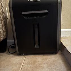 Paper Shredder