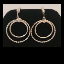 Vintage/Collectible Avon Silver Tone Double Drop Circle Dangle Clip On Earrings