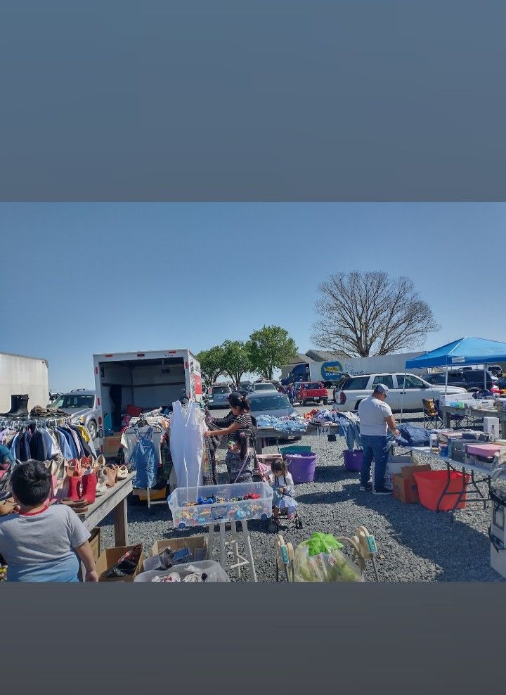 At Miller Barnyard Flea Market ( Super Sale)