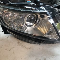 2014 Lincoln Mkt Headlight 