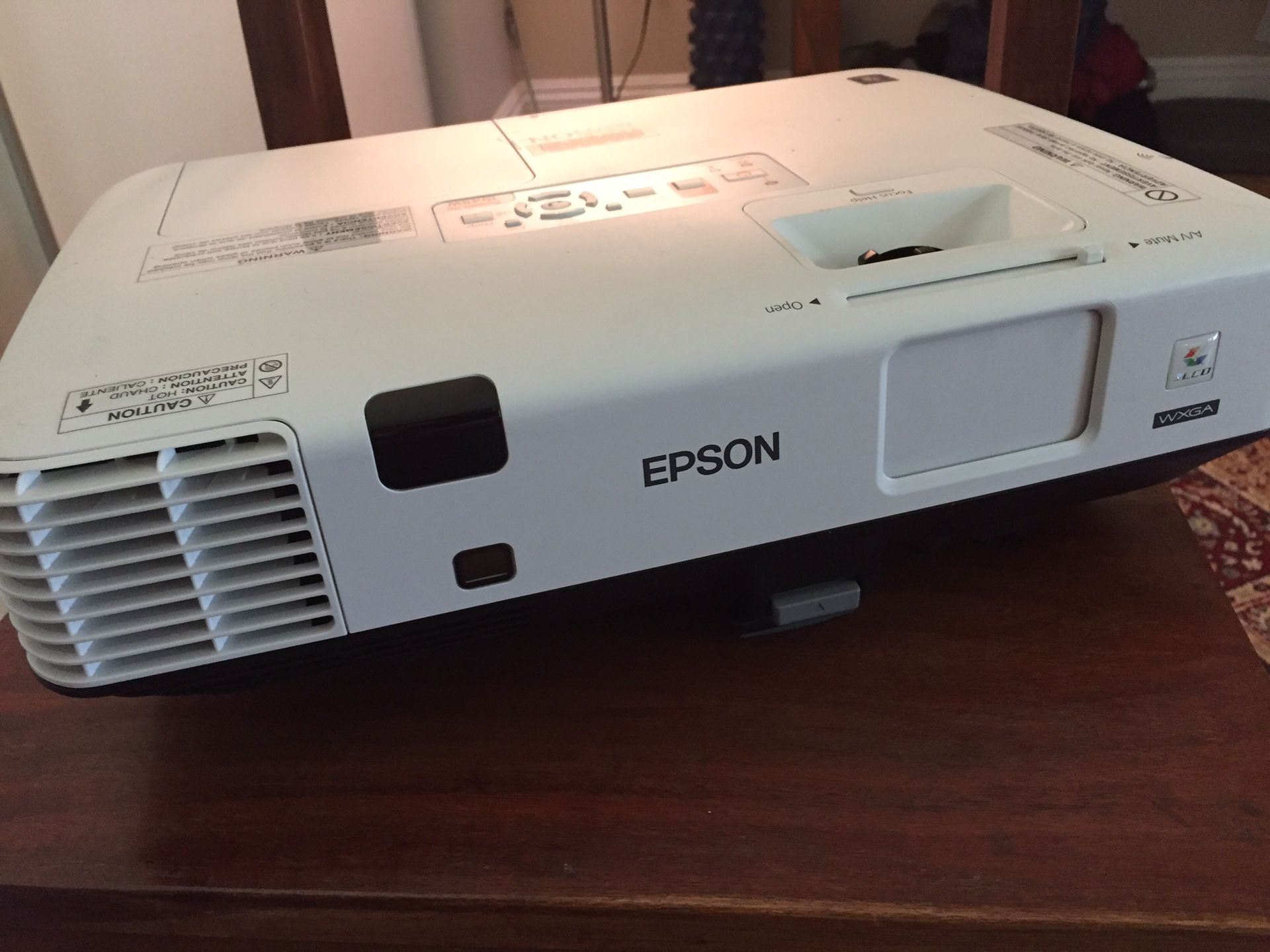 Epson PROJECTOR model h471a