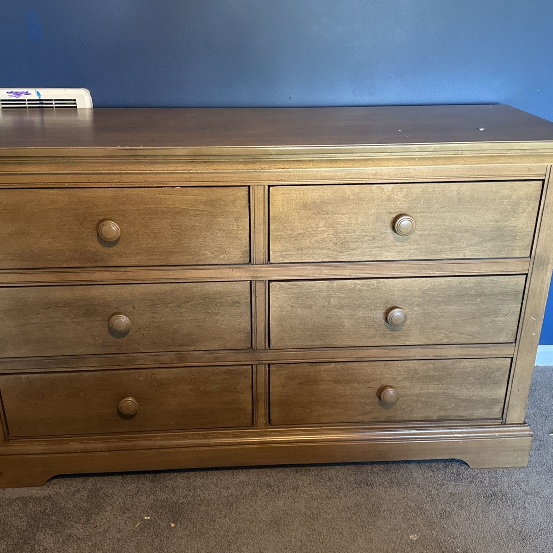 Bureau Dresser