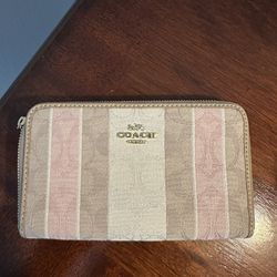 Coach Wallet 7” X 4” 