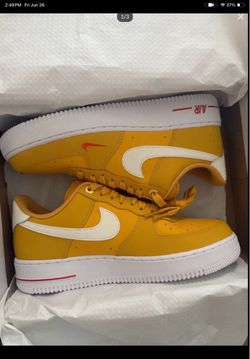 Nike Air Force 1 '07 SE Yellow Ochre-Sail DQ7582-700 Women's 10.5 / Men's 9