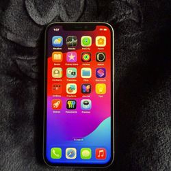 iPhone 12 Unlocked – Works Perfectly – Cracked Back