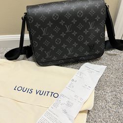 Louis Vuitton (LV) Messenger Bag
