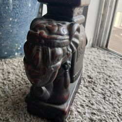 Elephant statue