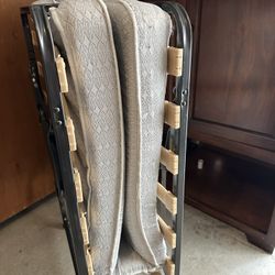 Folding mattress