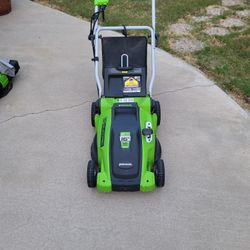 Greenworks Electric Corded Lawnmower