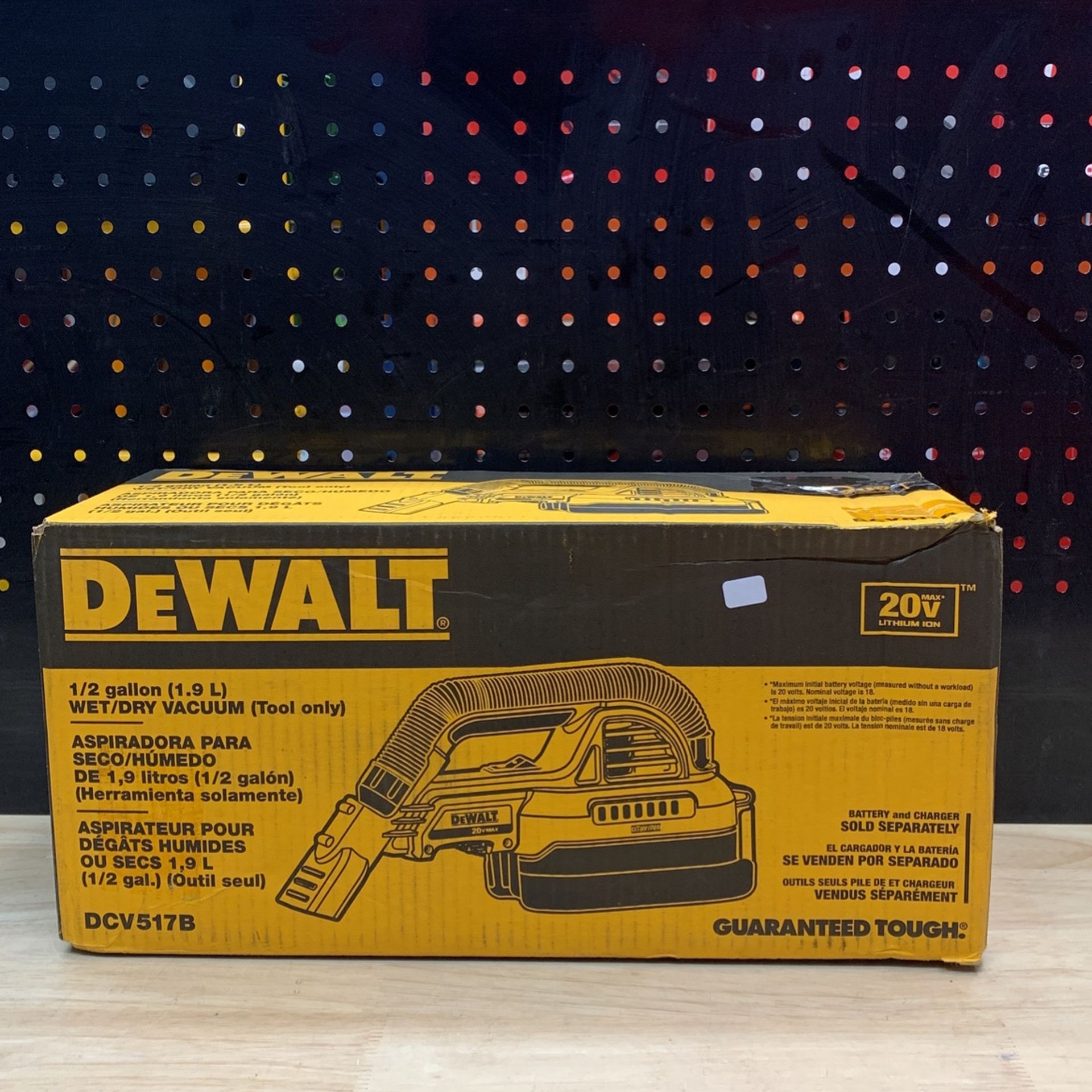 DEWALT 20V Cordless Dry Hand Vacuum (Tool only)