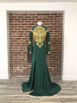 NWT Sz12 Green Prom Dress