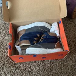 Boots Size 5C Boys 