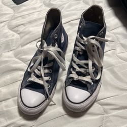 $32- Converse Chuck Taylor All Star High Top Men 6.5/women’s 8.5