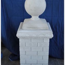 Concrete Finials 