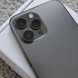 Iphone 12 pro MAX : UNLOCKED 512 GB 