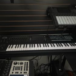 ROLAND FANTOM 6 EX NEW