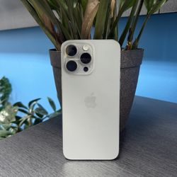 IPHONE 15 PROMAX 256gb UNLOCKED 