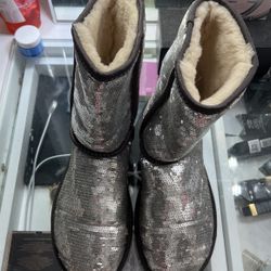 Uggs Size 8