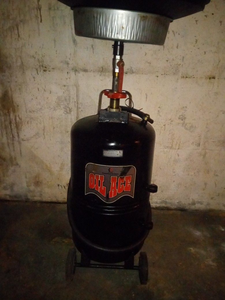 Graco Oil Ace Pressurized Oil Drain for Sale in Miami, FL OfferUp
