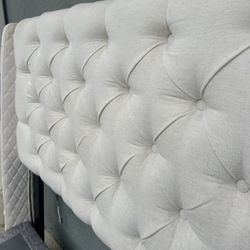 Queen bed Frame -Good Condition-must Go