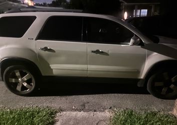 2012 GMC Acadia