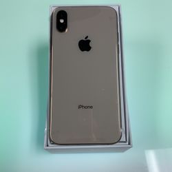 iPhone XS 64GB (unlocked)  Like New