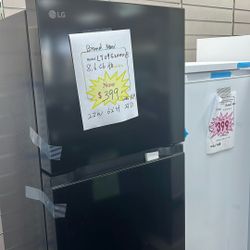 Refrigerator 22” In Wide New 