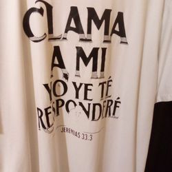 Clama A Mí Y Yo Te Responderé Thrift Shirt Jeremias 33:3