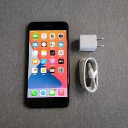 iPhone 8 Plus - UNLOCKED - Like New 