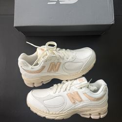 New Balance 2002r Shoes
