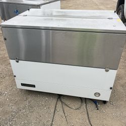 Refrigerator Top Opening 