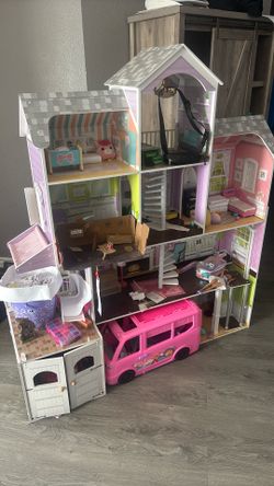 Doll house