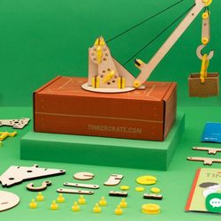 Kiwi CO Tinker Crate DIY Wooden Crane( Ages 9+) New Sealed Box (V)