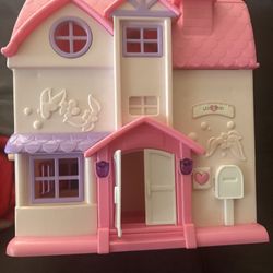 Doll House Small
