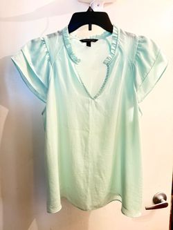 Banana Republic Mint Green Blouse - woman’s size small