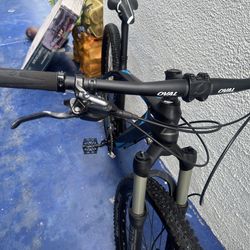 BIKE FUJI DE CARBONO 29”