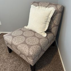 Comfortable chair with cushion