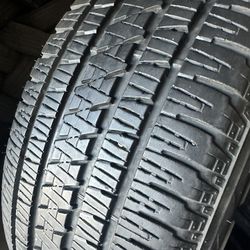 SET OF TIRES 275 55 20 BRIDGESTONE 85% LIFE