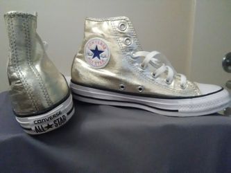 Gold converse