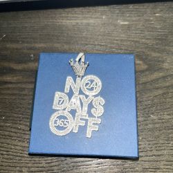 No Days Off Lab Diamond Pendant